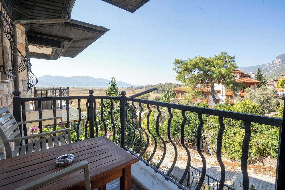 Villa Marine Apart Hotel 36/48