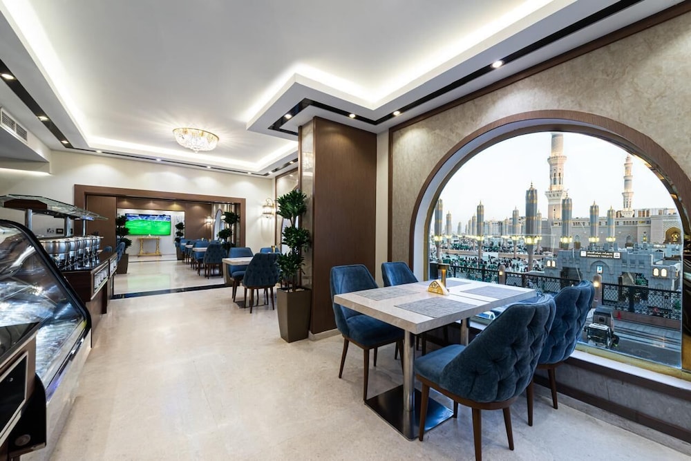 الذهبي جولدن توليب(Golden Tulip Al Zahabi) 44/50
