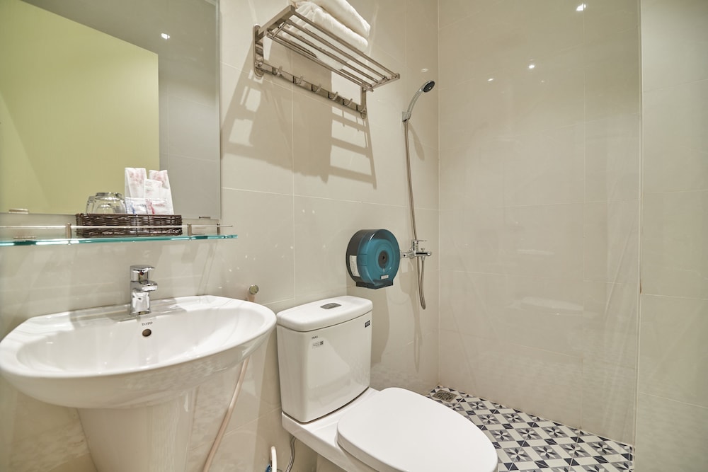 Bin Bin Hotel 2 45/50