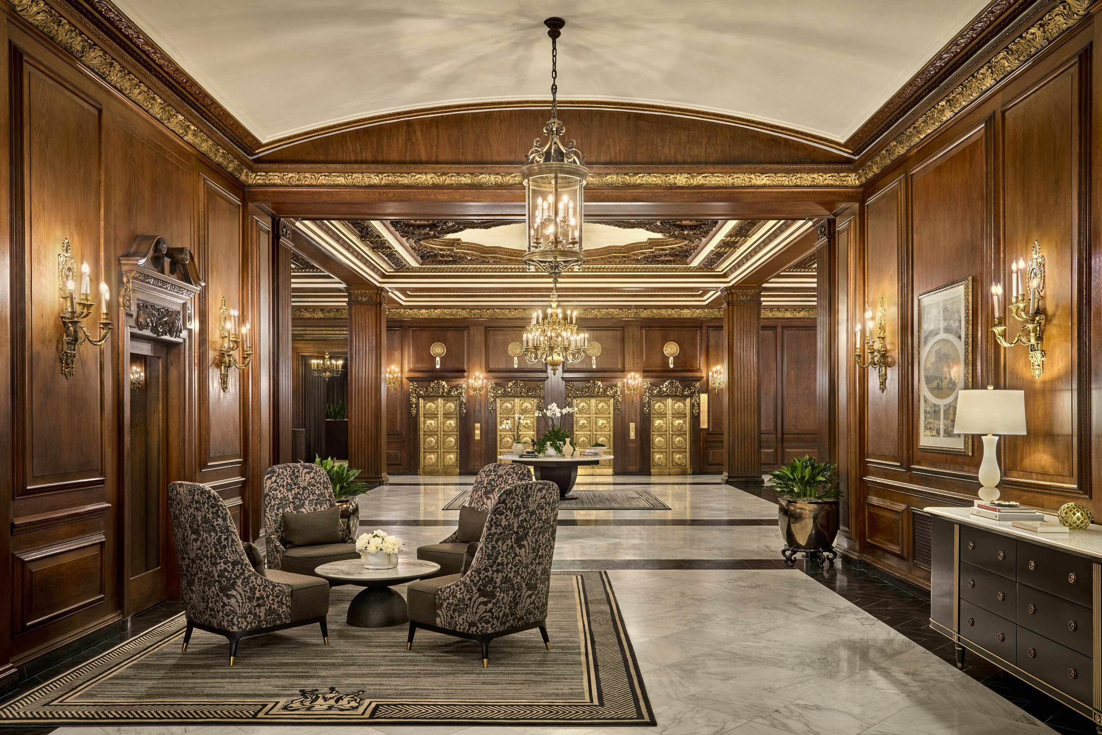 OMNI PARKER HOUSE 43/67