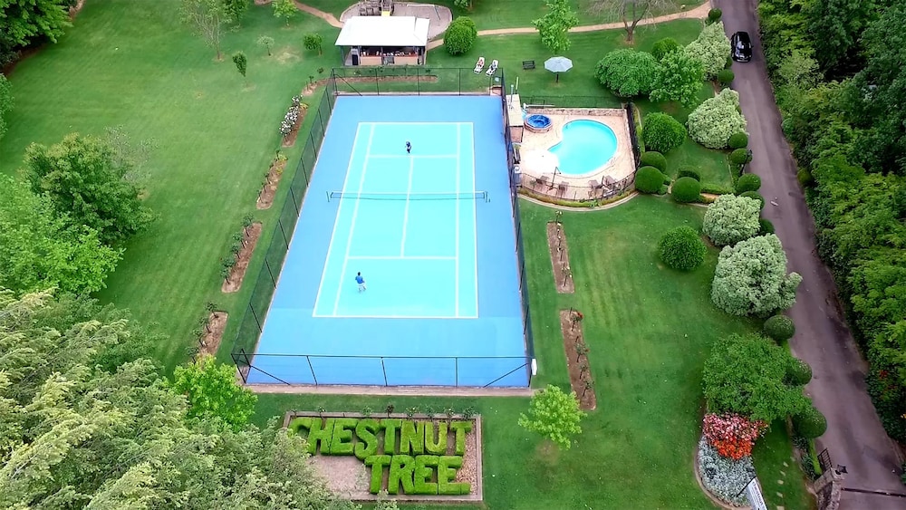 CHESTNUT TREE HOLIDAY APARTMENTS 25/50