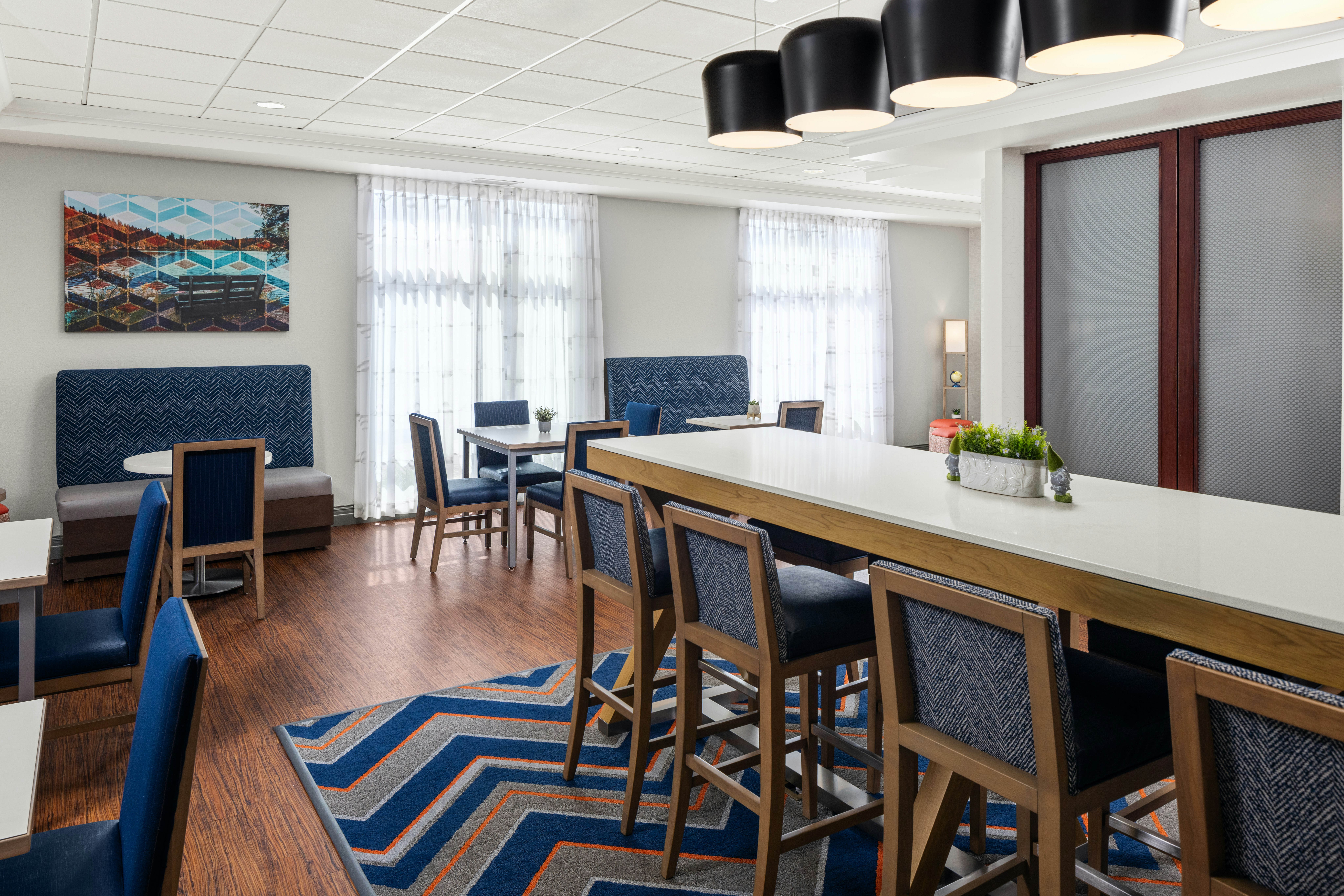 Hampton Inn Fairmont 36/54