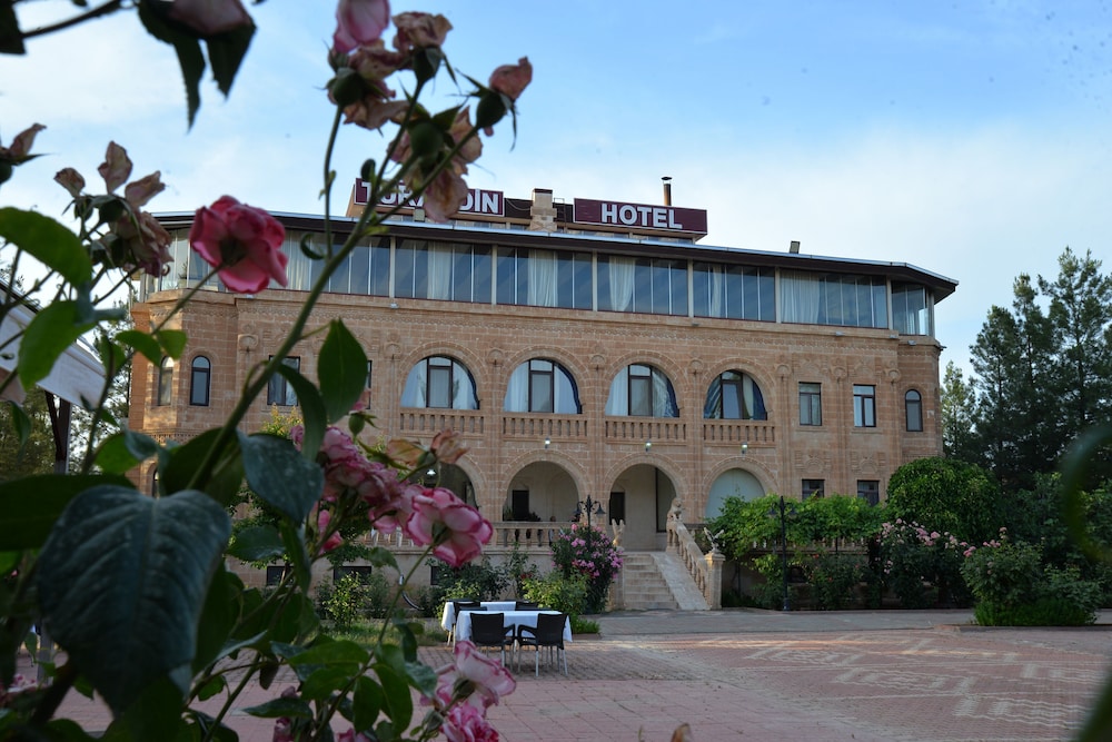 Turabdin Hotel 10/56