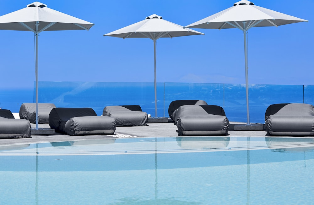 Anchor Suites 27/56