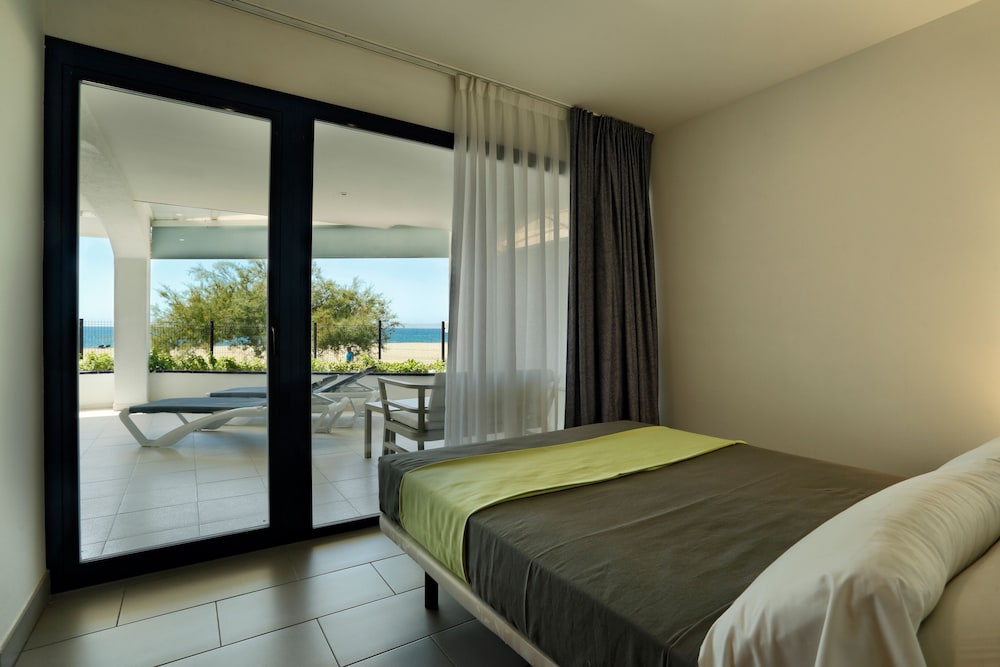 2 BEDROOMS, SUPERIOR, APARTMENT, SEA VIEW