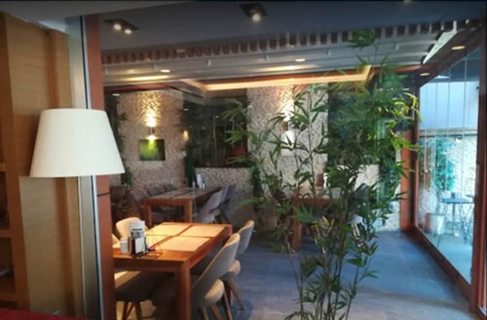 Milport Hotel Levent 25/41
