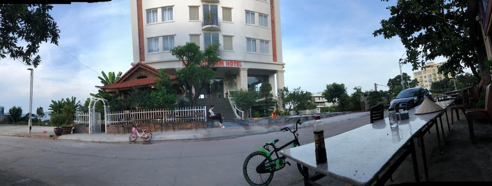 Hidden Charm Hotel 39/50