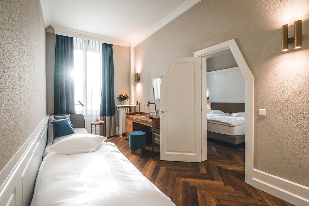 Hotel Reine Victoria 29/87