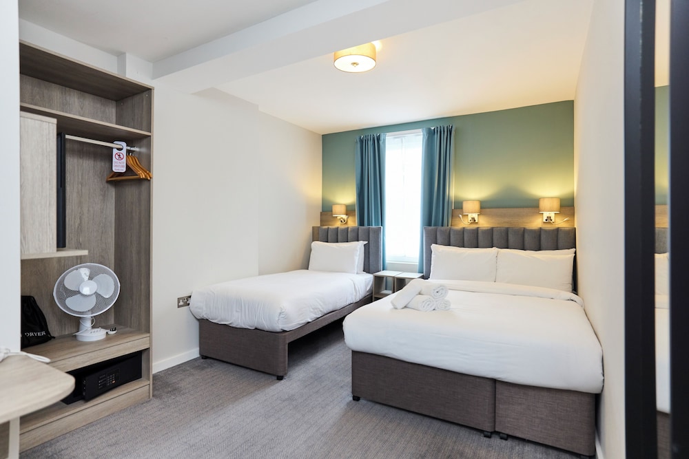 PRINCE WILLIAM HOTEL 32/55