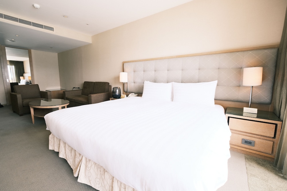 EXCLUSIVE, DOUBLE BED