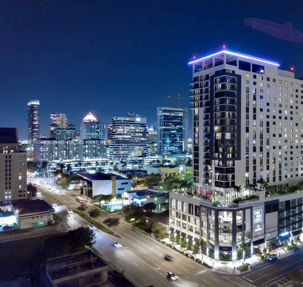 Tribute Portfolio Hotel the Dalmar Fort Lauderdale 1/44