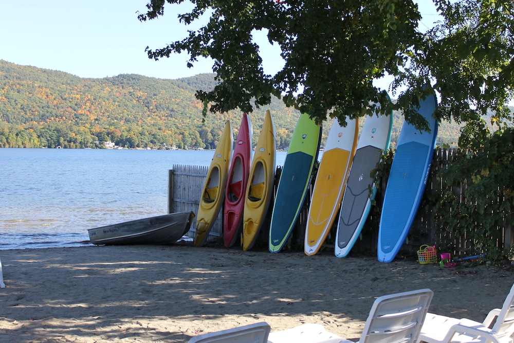 Sundowner on Lake George 44/74