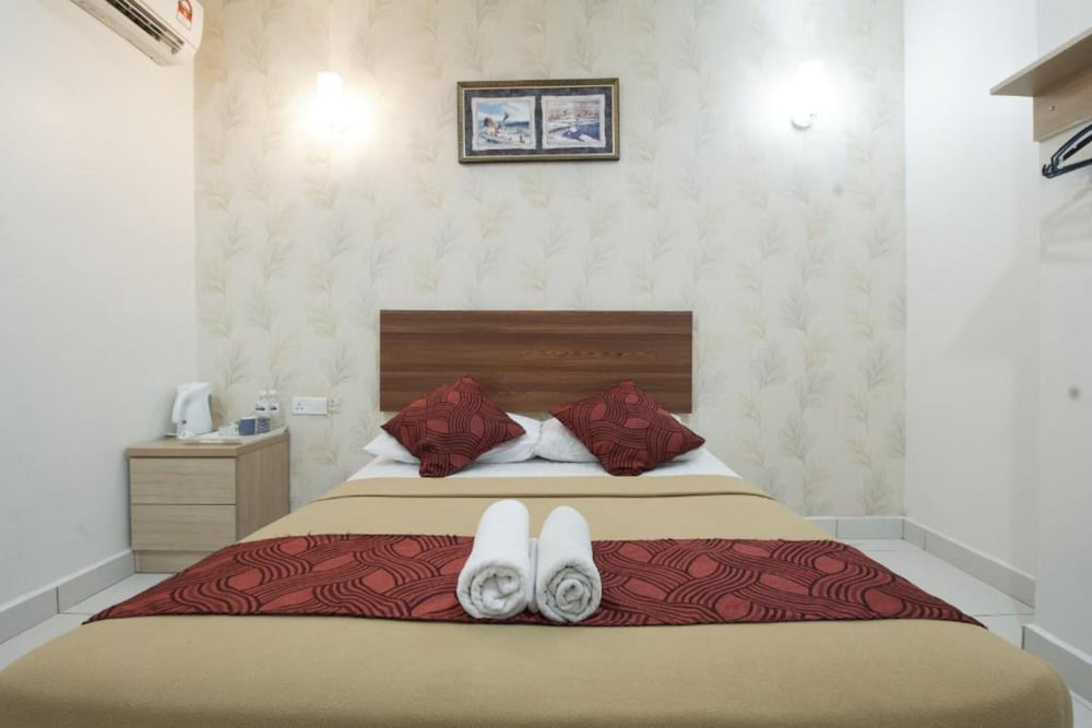 Coop Hotel Putrajaya Cyberjaya 11/63
