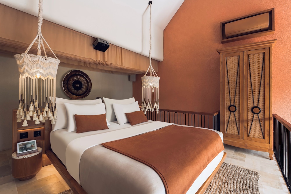 1 Bedroom, Grand, Villa, King Bed, Private Pool, Bathtub