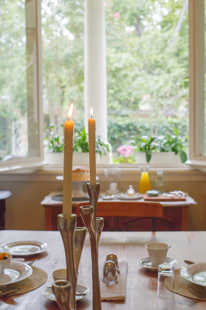 Osborne House - Guest House 44/72