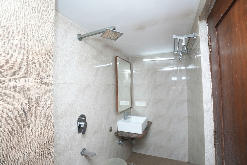 Hotel Madurai 46/48