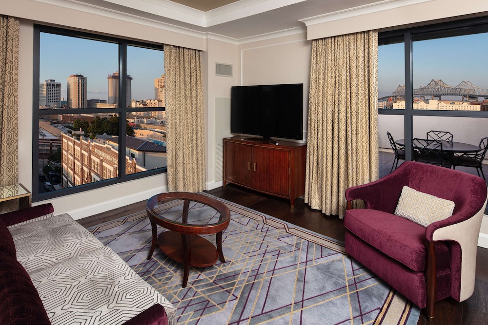 The Higgins Hotel New Orleans, Curio Collection by Hilton 48/77