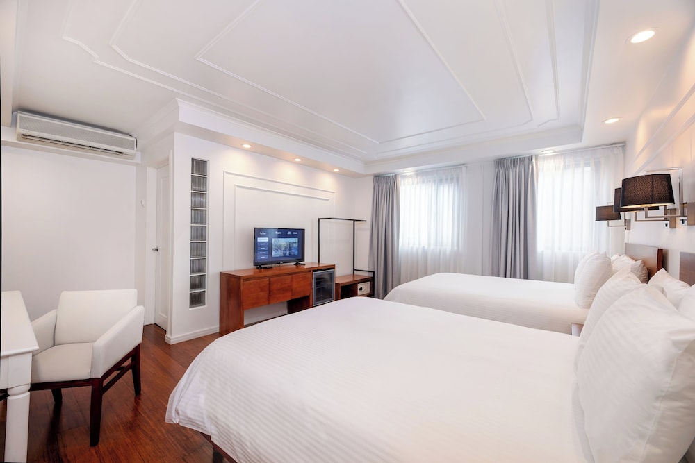 PREMIUM, 2 QUEEN BEDS