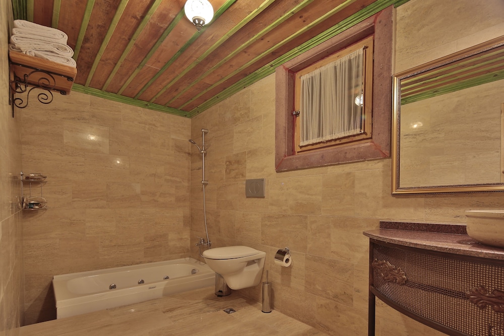 Fosil Cave Hotel 45/50