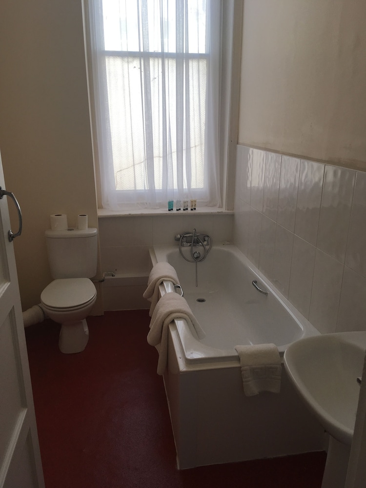 Balmoral Hotel 48/48