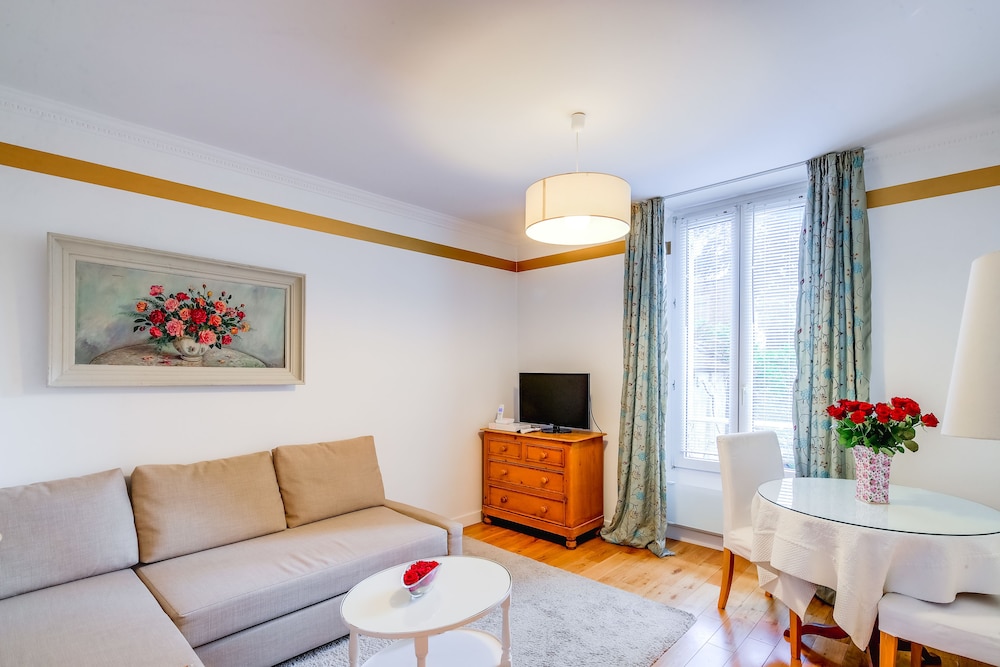 Hotel Villa Escudier 34/39