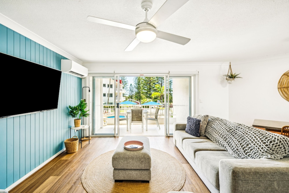 Le Beach Apartments 47/73