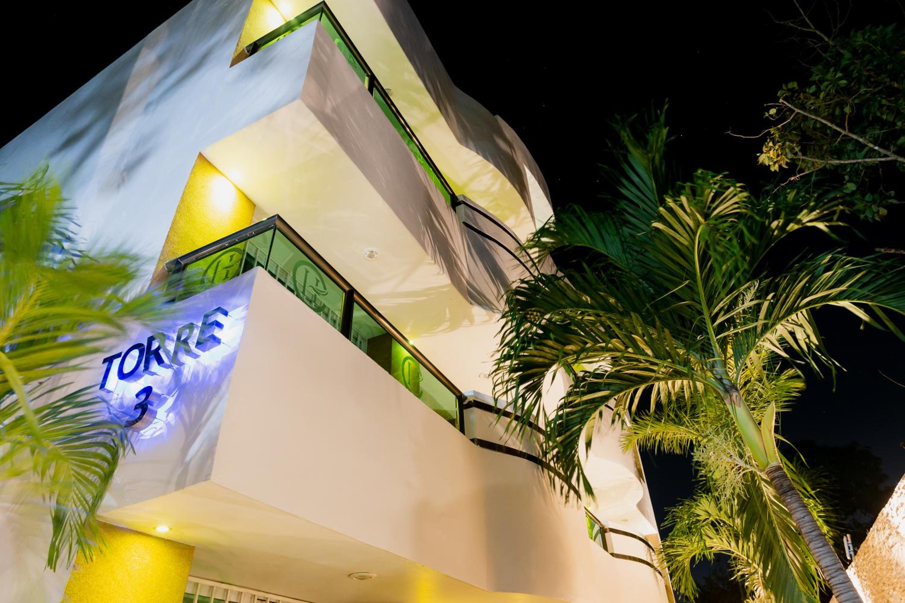 Hotel & Suites Country 2/50