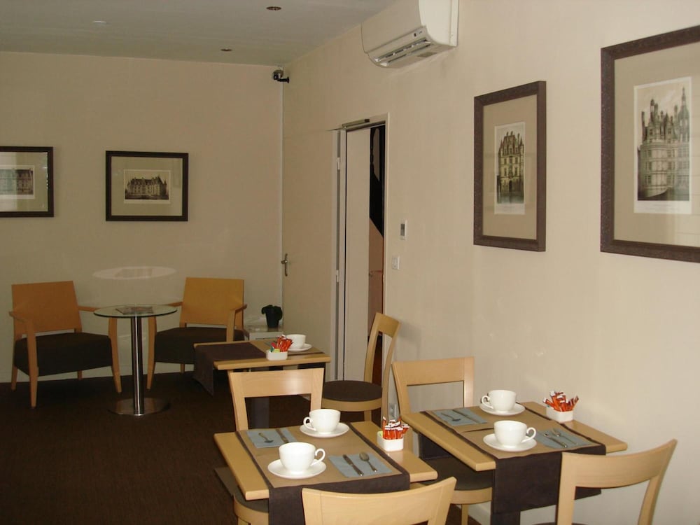 Hôtel Ronsard 32/43