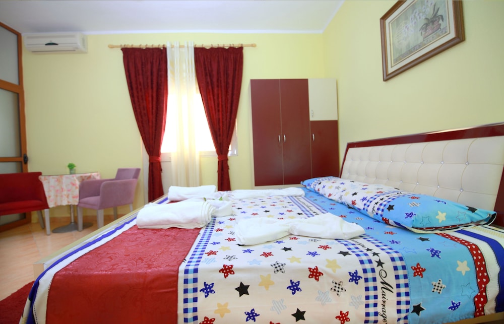 My Home Guest House 12/46