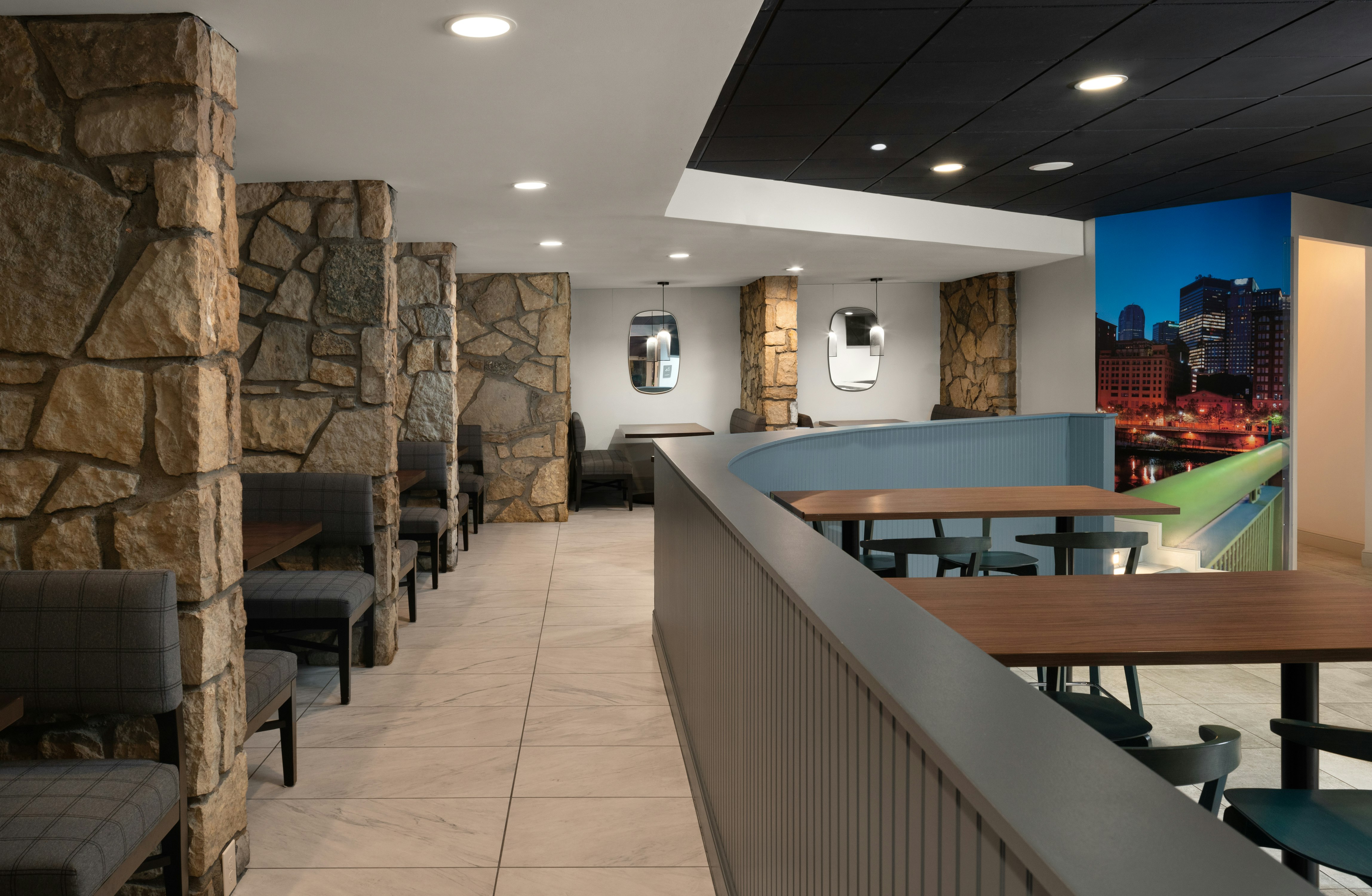 Doubletree By Hilton Pittsburgh Airport 11/20