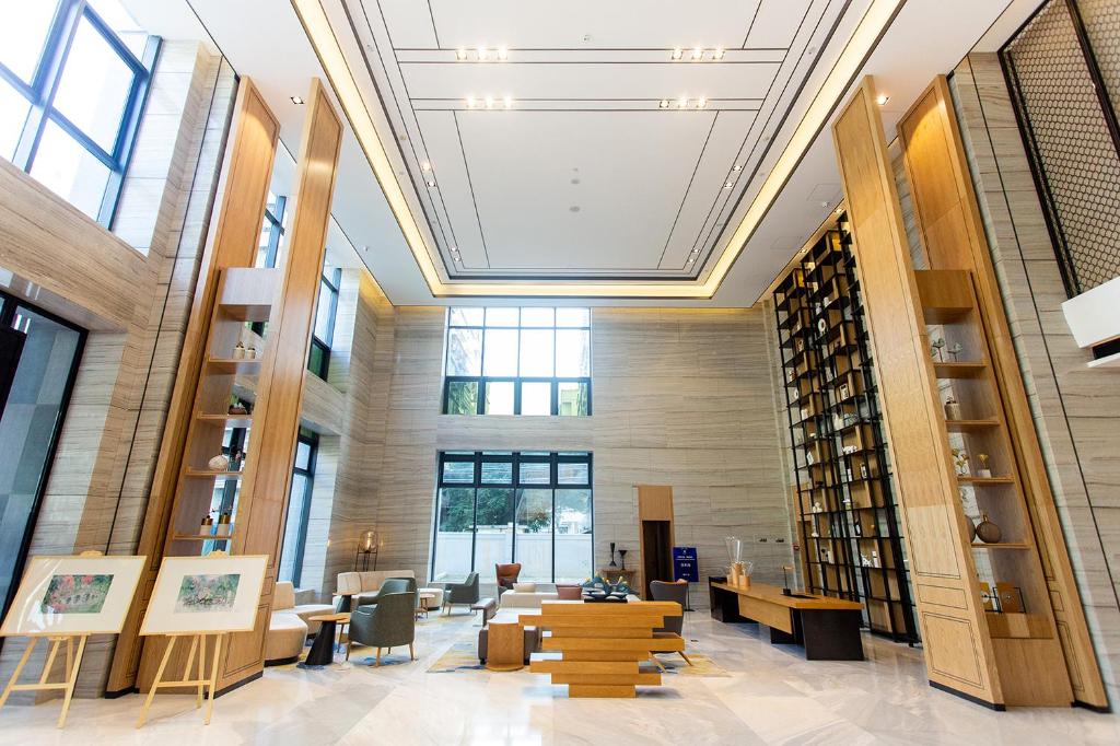 Rezen Longuu Hotel (Zhaoqing Qixingyan scenic spot store) 26/48