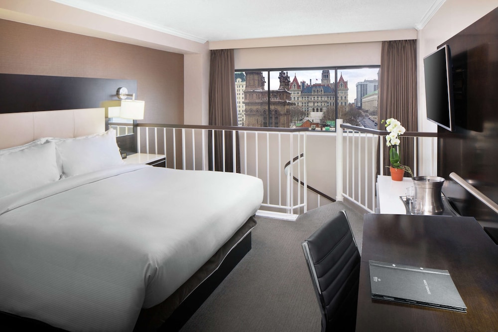 Hilton Albany 19/80