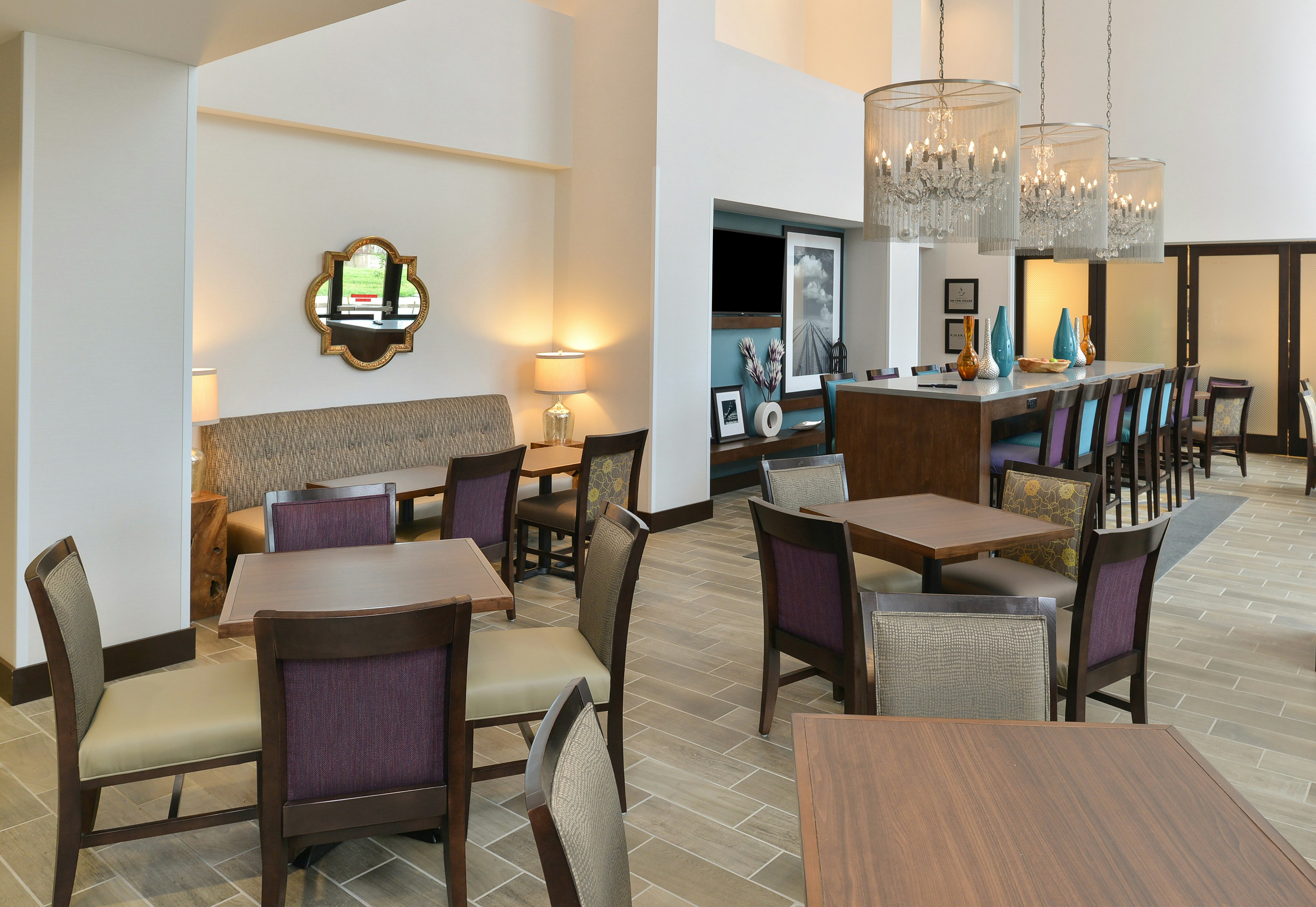Hampton Inn Suites Des Moines Downtown 30/43