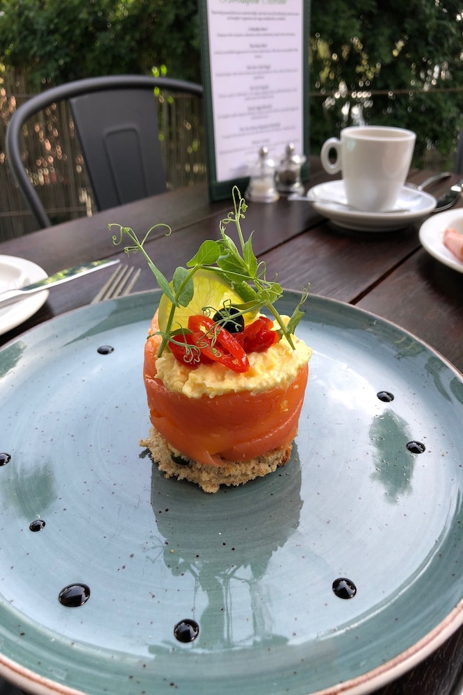 The Tree House Boutique Hotel 20/50