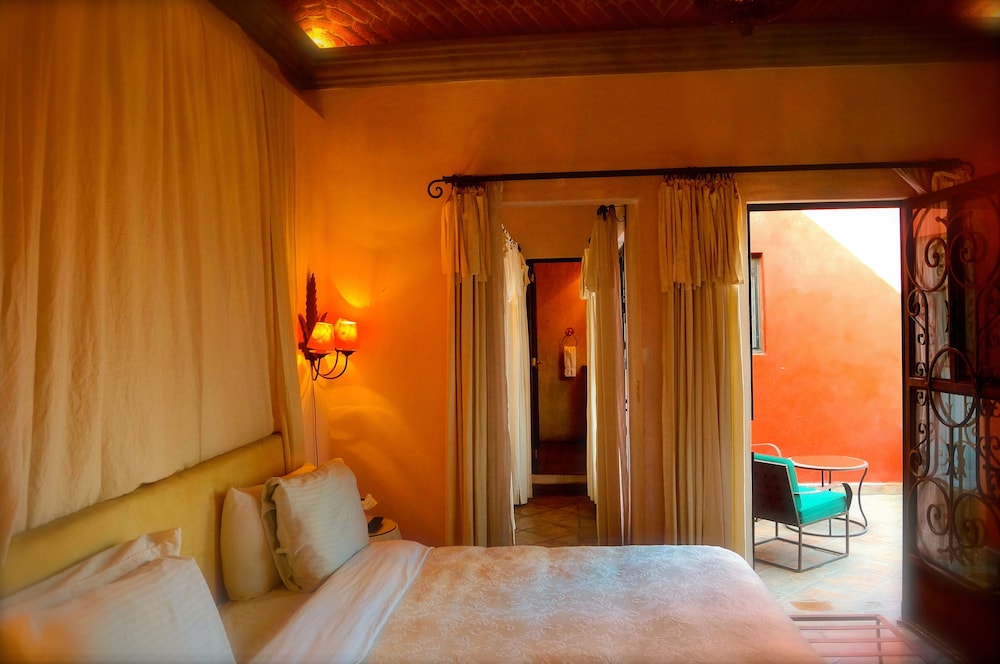 Casaluna Hotel Boutique 39/65