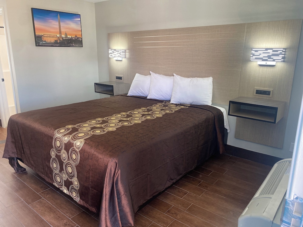 Mayfair Inn Ontario Airport 14/35