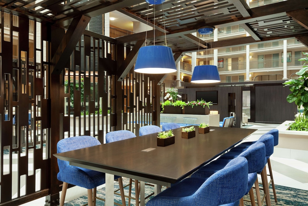 Embassy Suites By Hilton Arcadia Pasadena Area 56/59