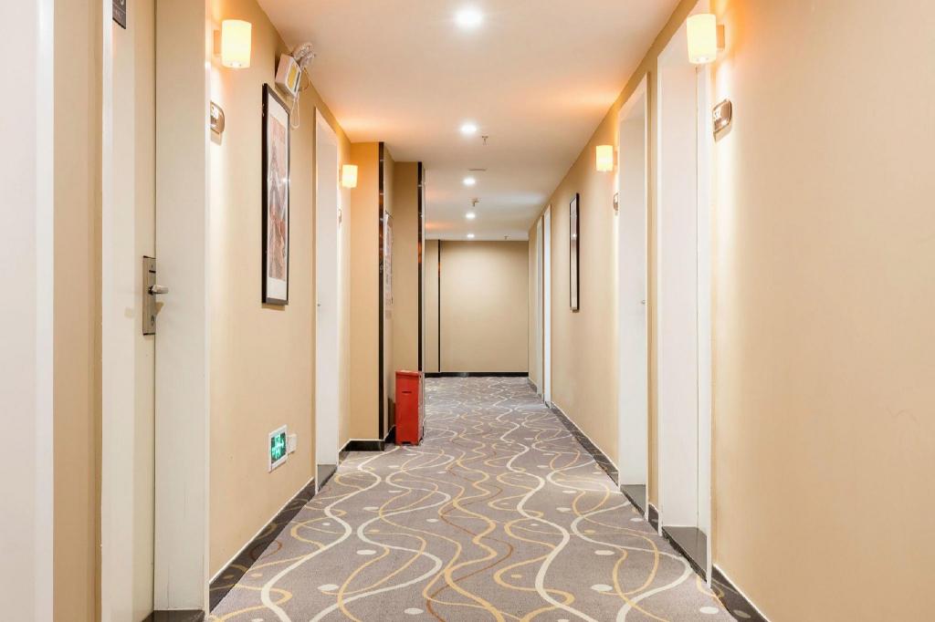 7 Days Inn (Fuzhou Tatou Road) 41/50
