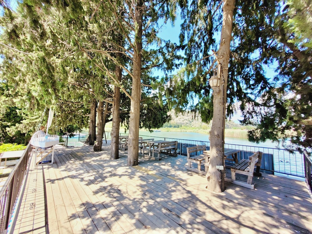 Berg Hotel 23/50