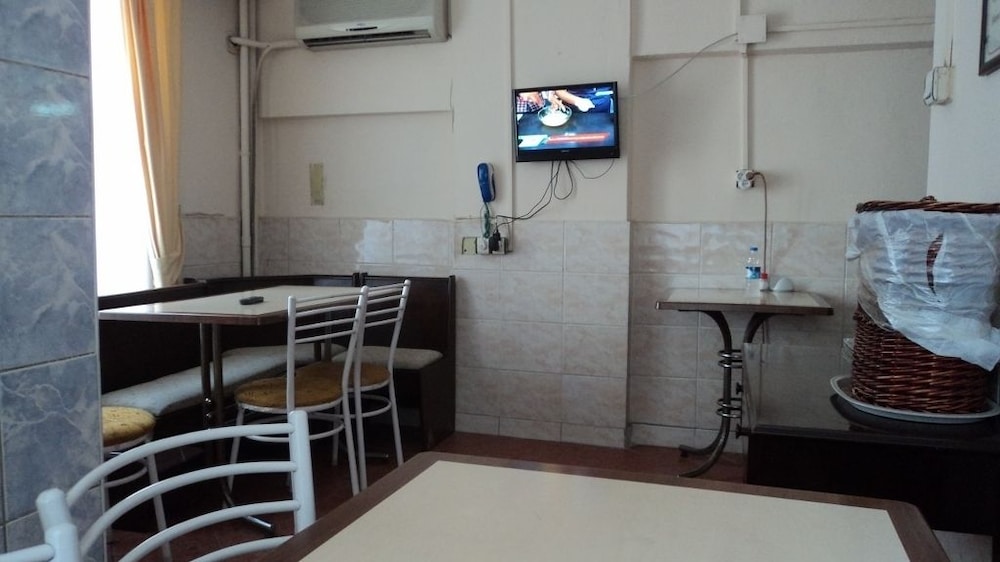 Yavuz Hotel 29/32