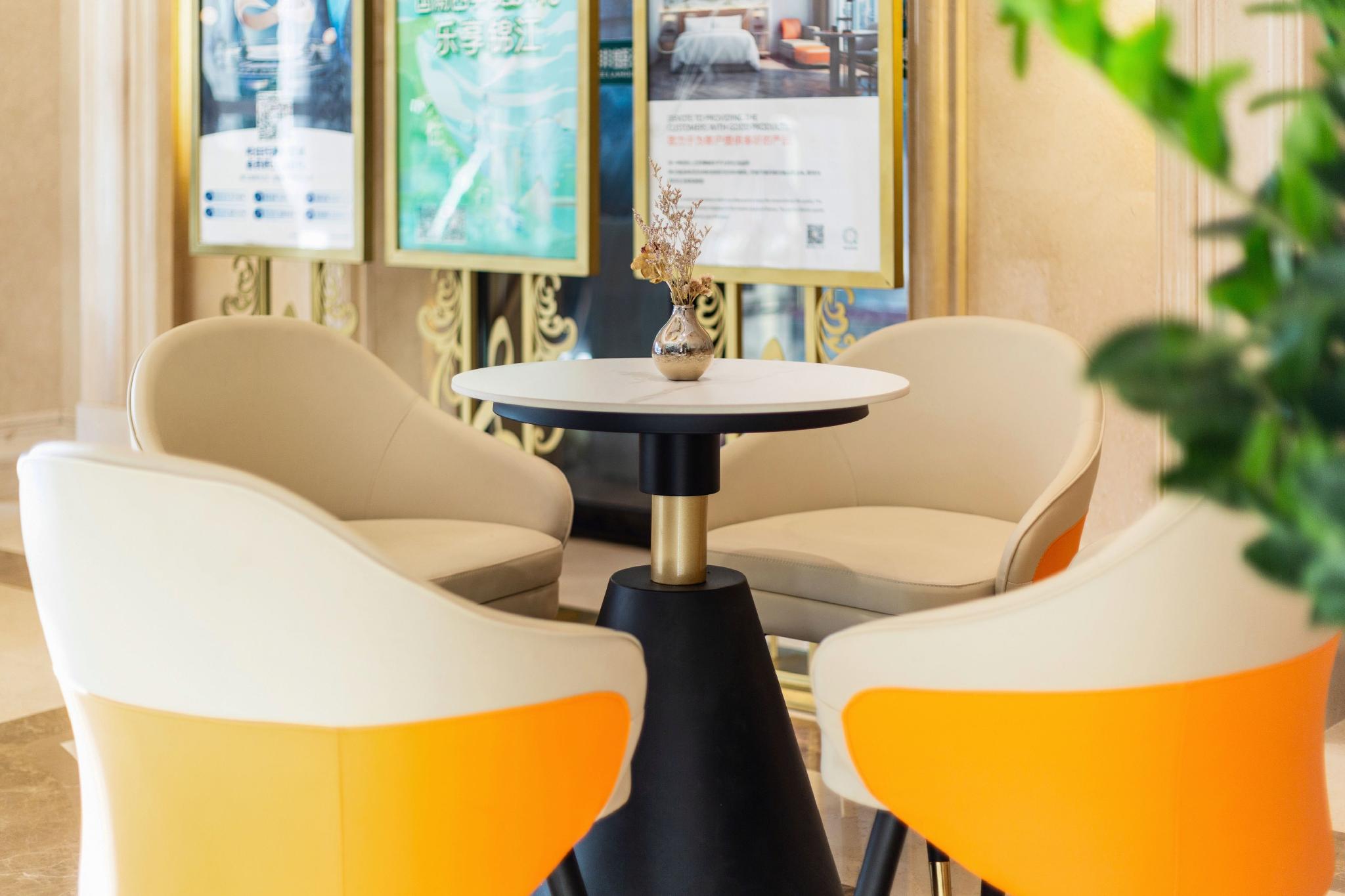 Vienna Hotel (Shenzhen Gongmingfa North Road) 30/34