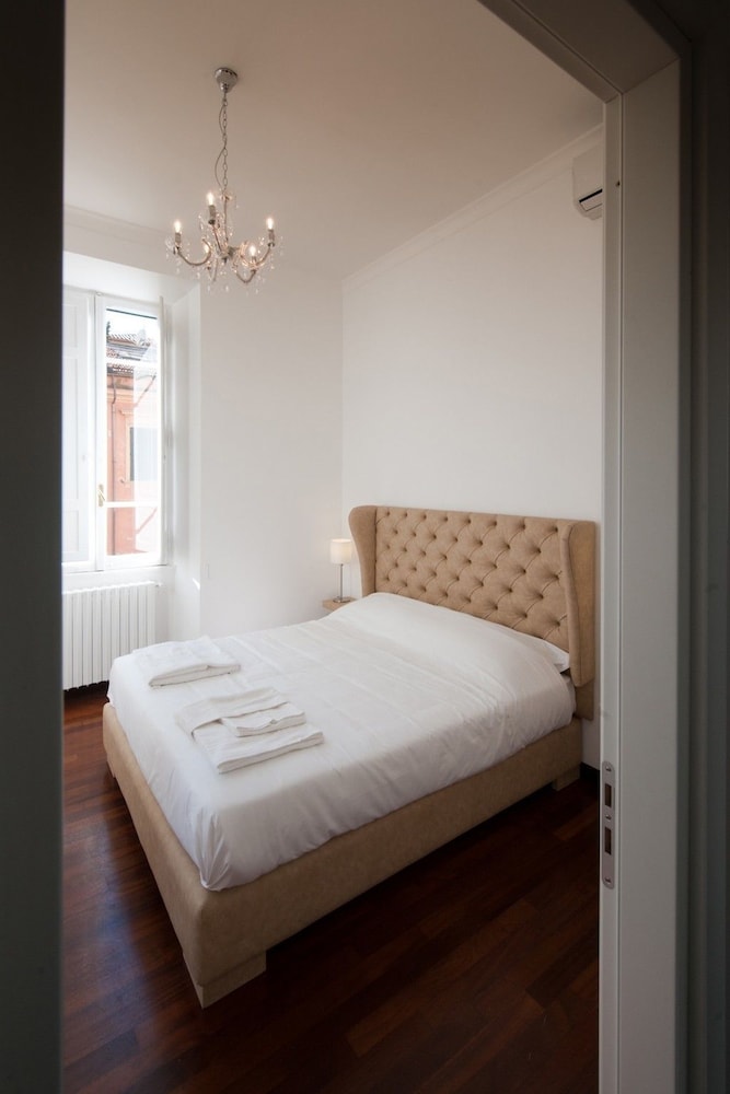 Imperia Suite 16/48
