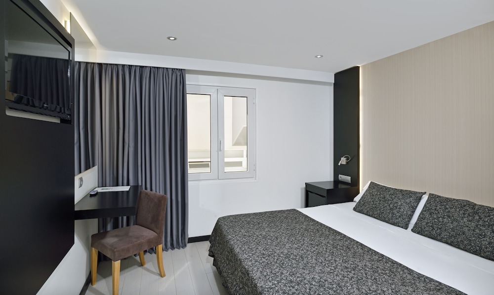 ECONOMY, DOUBLE BED
