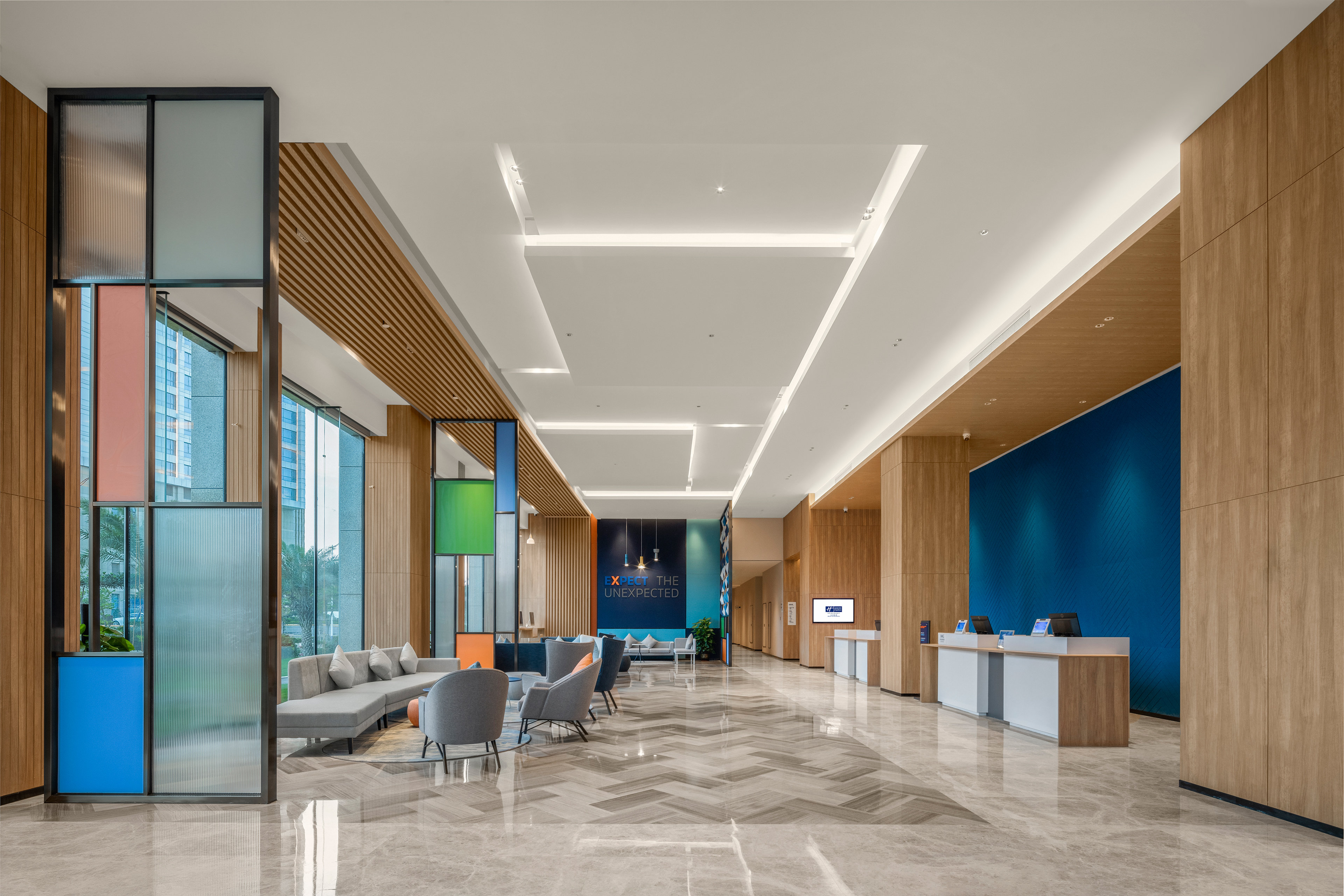 HOLIDAY INN EXPRESS Beihai Silver Beach 42/61