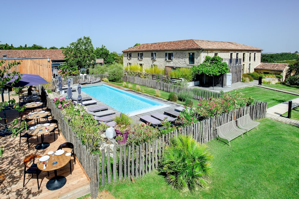 Hotel Le Domaine De Baulieu 52/60