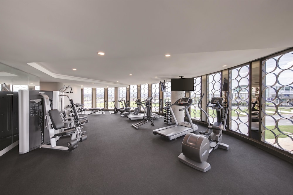 Vibe Hotel Canberra Airport 34/63