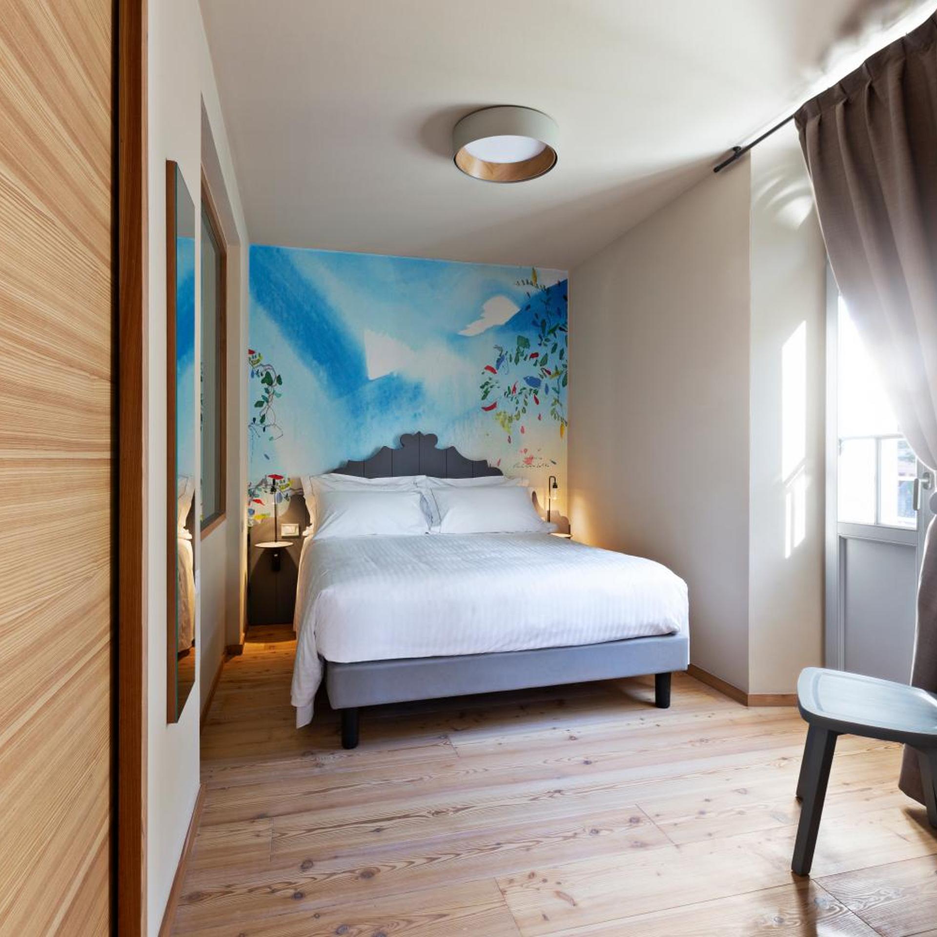 Apartment, Annex