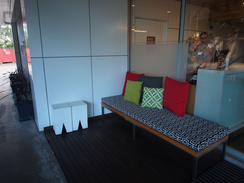 Mercure Sydney St Leonards 54/76