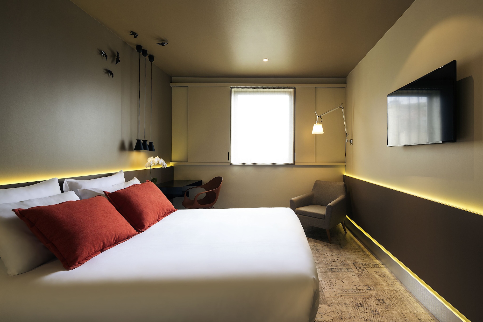 STANDARD, DOUBLE BED