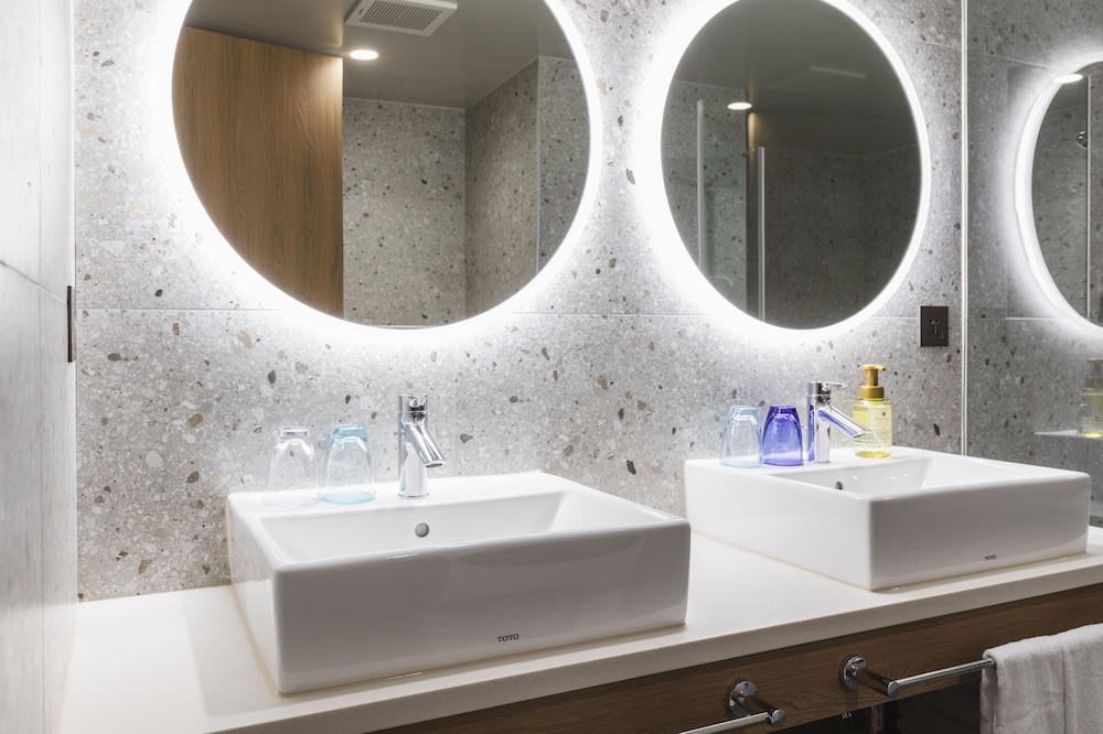 Sotetsu Grand Fresa Taipei Ximen 40/40